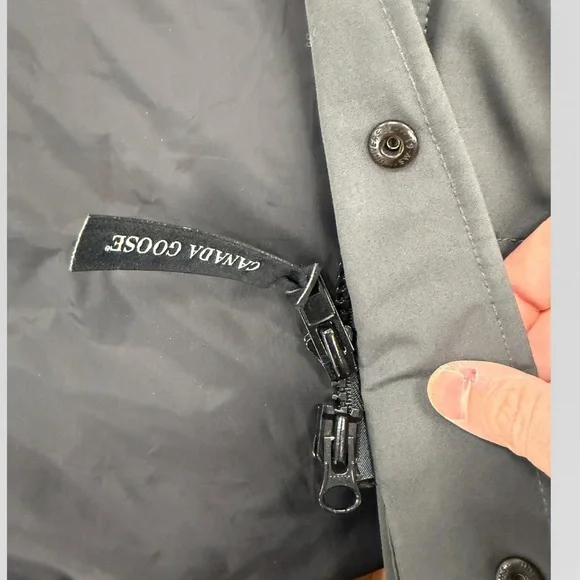 Canada Goose Wyndham Parka - Graphite - Men’s 2XL - Style 3808MT - Picture 8 of 14
